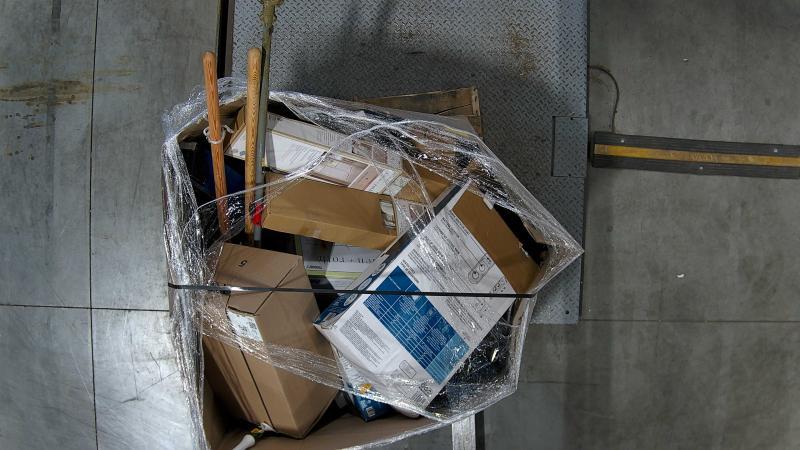 CRAFTSMAN WS2200 25cc Gas String Trimmer, FLEX STACKED LITHIUM 24V Cordless Impact Driver, Quoizel - MSRP $2,511