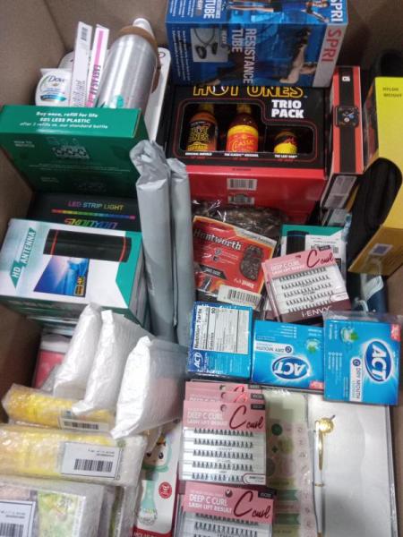 General Merch - Huntworth Balaclava, Hot Ones Hot Sauce Trio, Dove Body Wash - MSRP $913