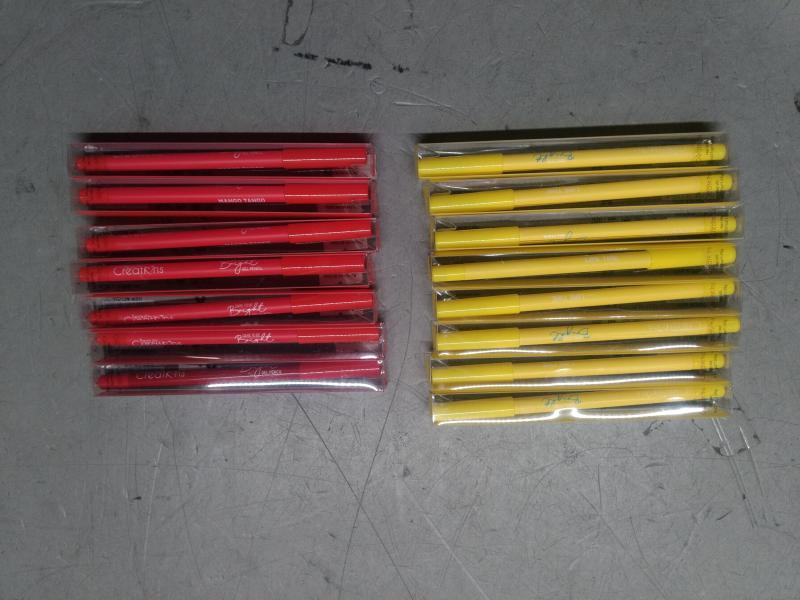 Health & Beauty - Lasplash Cosmetics Glitter & Glow Smudge-proof, KISS Magnetic Eyeliner Starter Kit - MSRP $924