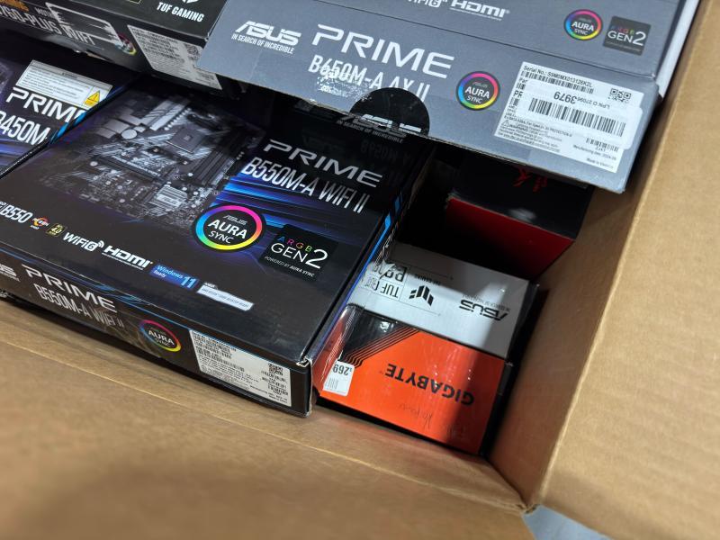 SALVAGE Motherboards - ASUS, GIGABYTE - MSRP $5,770