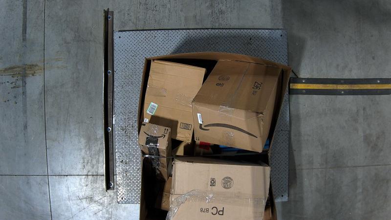 Home - Bedsure Waffle Comforter Set, Homeforia 12x18 Picture Frame Wood - MSRP $1,454