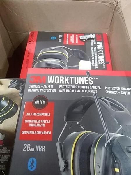 Electronics - Nintendo Sound Clock Alarmo, Kicker 50CWCD104 CompC 10" Subwoofer - Est Retail $4,387