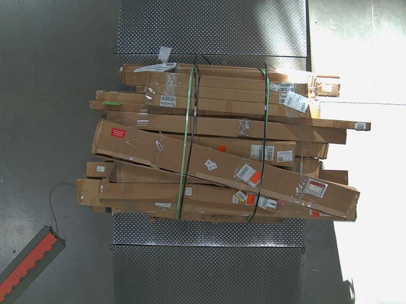 Window Decor - Chicology & HDC - Est Retail $3,315- 1plt