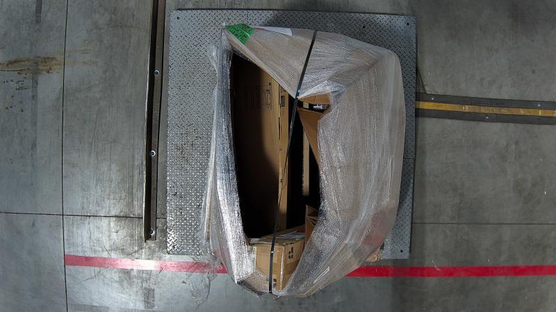 Lighting & Electrical - Edislive, Metalux, Artika, Jusheng, Commercial Electric - Est Retail $1,472- 1plt