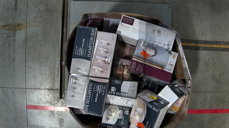 Lighting & Electrical - Hampton Bay & HDC - Est Retail $1,517- 1plt