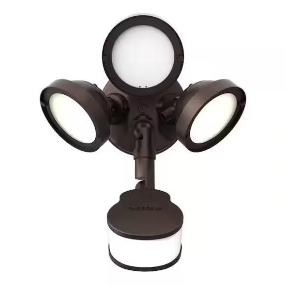 Lighting & Electrical - Halo, Beyond Bright, Ridgid - Est Retail $1,785- 1plt