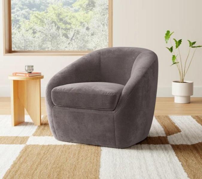 Truckload - Housewares - Wool Area Rug, Stargazer Upholstered Barrel Chair, Grete Side Chair, Sleigh Beds -MSRP $41,503