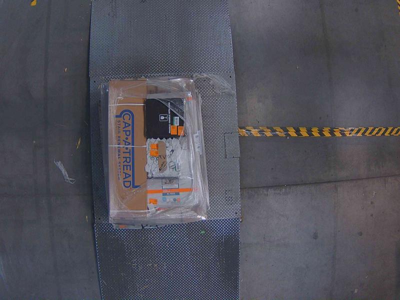 Flooring & Rugs - Lifeproof Fresh Oak Vinyl Plank Floorings, Cap A Tread, Daltile, TrafficMaster - Est Retail $1,064