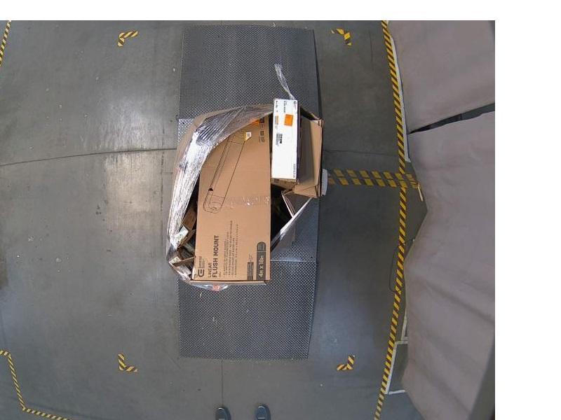 Lighting & Electrical - Commercial Electric LED Flush Mount Closet Lights, Carlon, Hampton Bay - Est Retail $1,176