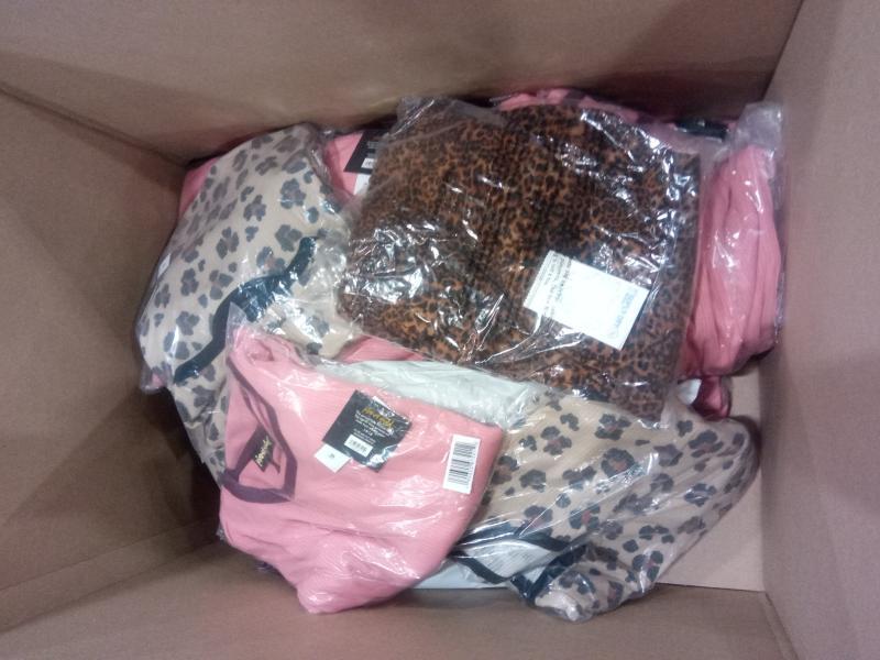 General Merchandise- Jessica Simpson Women's Leah Ruched Mini Dress - MSRP $278