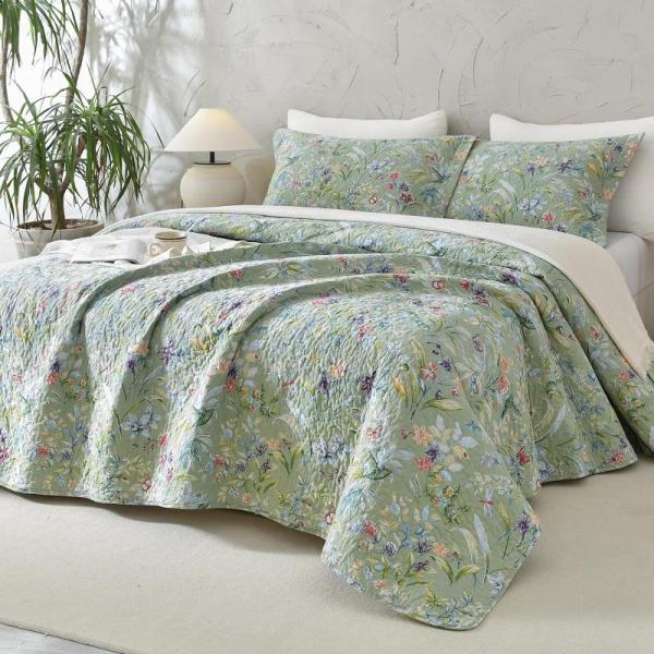 Home - Lady Ann Bedspread, Sheliki Robot Vacuum & Mop Combo, Sawysine Bubble Bowl Vase - MSRP $2,627