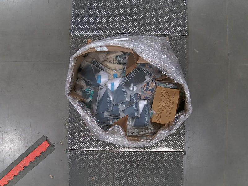 General Merch - Cupshe Maxi Dress, Cupshe Embroidered Blouse, Gap Pet Hooded Dog Harness - MSRP $16,009