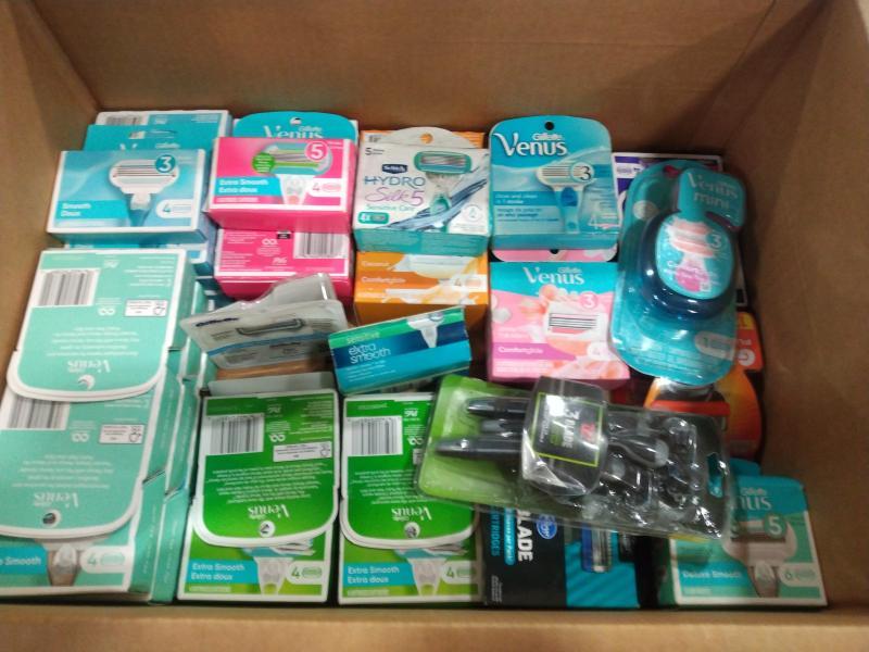 Health & Beauty- Venus Deluxe Smooth Sensitive, Gillette Fusion5, Salon Perfect Magnetic 638 Lash & Magnet- MSRP $1,013