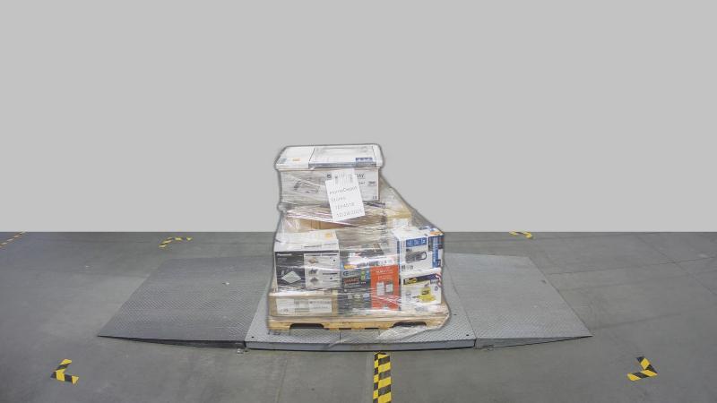 Plumbing - CE Exhaust Fan, Panasonic Exhaust Fan, Everbilt Submersible Aluminum Utility Pump - Est Retail $1,282- 1plt