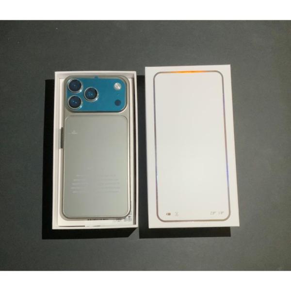 2 Unlocked i17 Pro Max Smartphones 7.1 8GB/256GB MTK6580