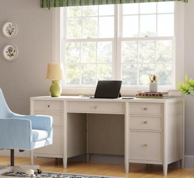 Truckload - Housewares - Shannen 62'' Executive Desk, Egg-Shaped Smart Bidet Toilet, Kriner Chandelier - MSRP $41,248