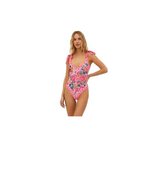 General Merch - Beach Riot Akira 1pc Swimsuit, La Blanca 1pc Swimsui, Quark Buubi Milk Warmer - Original MSRP $5,831