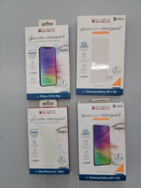 Tempered glass/Privacy By Zagg