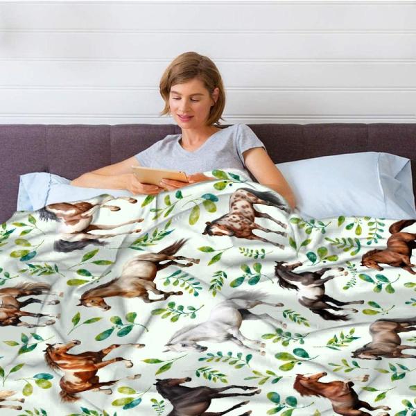 Home - Byondeth Curtain Rods, Softpage Lycell Cotton Quilt, Heavy Book Ends Set - MSRP $16,117