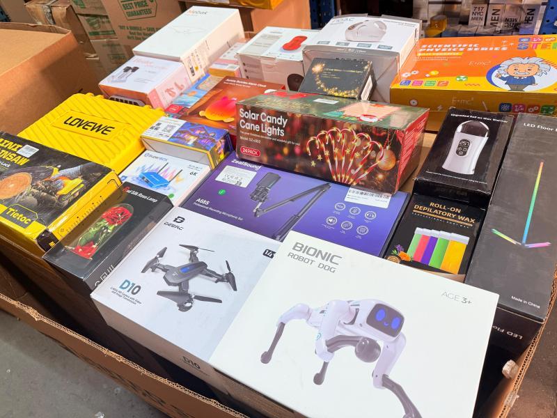 Bulk Lot of 500 Mixed Electronics, Gadgets & Home Goods MSRP $15,000