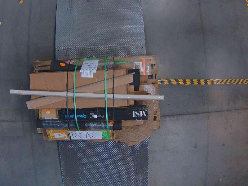 Flooring & Rugs - Beverly Rug, Closet Evolution, Ivy Hill Tile, HAUTELOOM, Jifram Easy Living - Est Retail $1,405