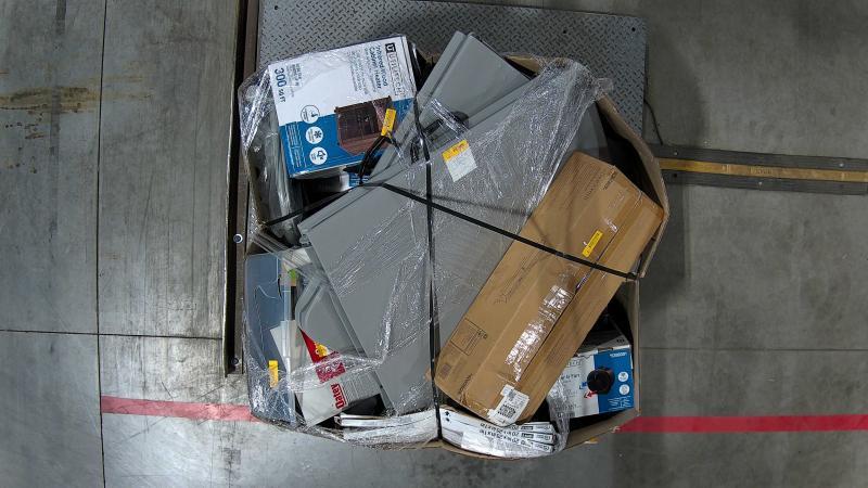 Utilitech 1500W Cabinet Indoor Electric Space Heaters, Metabo HPT 10in Bevel Compound Corded Miter Saw - MSRP $2,609