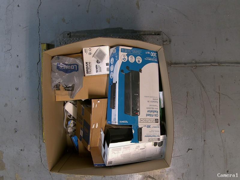 Fanimation 84in LED Ceiling Fan, CRAFTSMAN BP510 51cc 600CFM Gas Backpack Leaf Blower, Holiday Living - MSRP $2,608