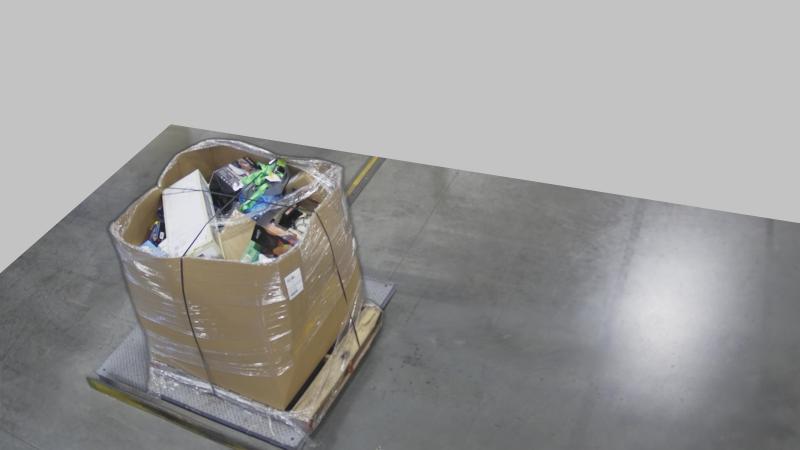 Truckload - Style Selections Bathroom Vanity Cabinet, LED Snowman, Dyson Cordless Vacuum - MSRP $56,019