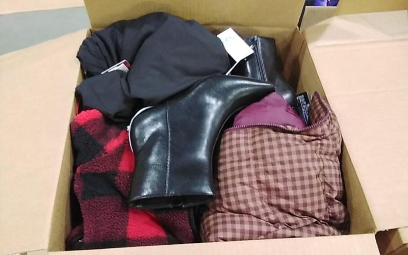 Apparel - Levi's, All In Motion, Converse, Wild Fable, A New Day, Skechers - Est Retail $7,139- 1 plt