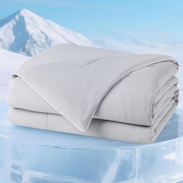 Home- Degrees of Comfort Cooling Comforter King Size, Vigdur Christmas Inflatable Santa  - MSRP $16,094