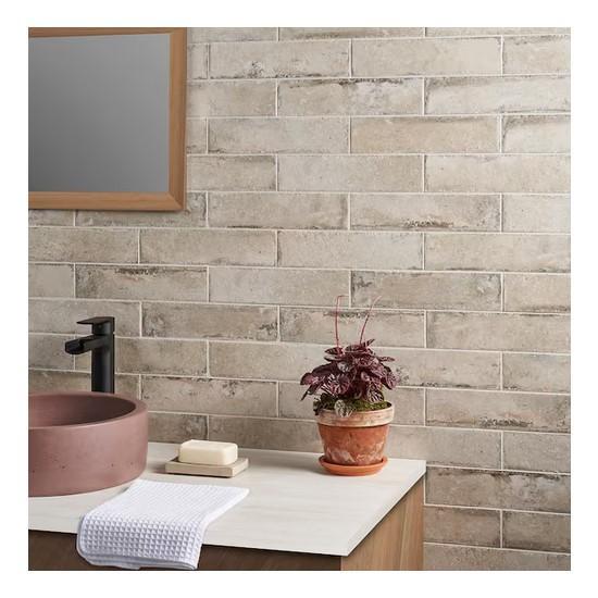 Flooring & Rugs - Ivy Hill, Airstone, Cap A Tread - Est Retail $1,939- 1 plt