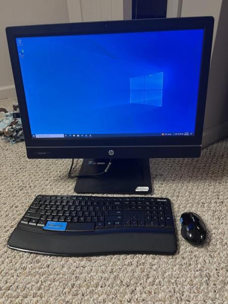 HP EliteOne 800 G1 - 24" All-in-One Desktop Computer - Windows 10