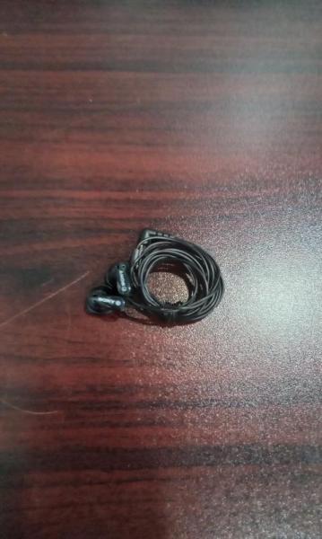 Sony MDRE9LP/BLK Noise Canceling Wireless Headphones - MSRP $12