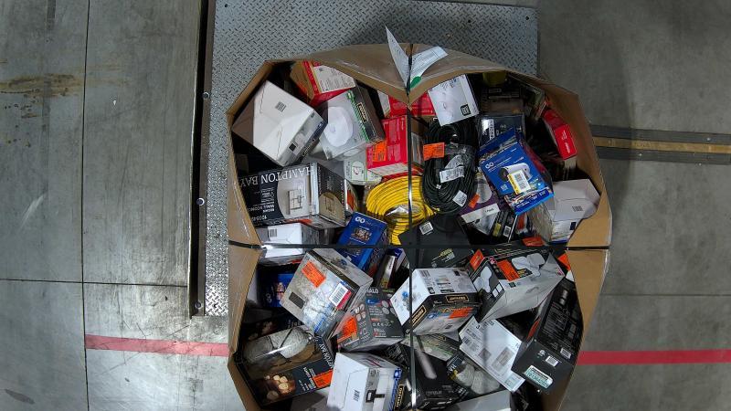 Lighting & Electrical - Cerrowire, Hampton Bay, HALO, Feit Electric, Airthings, DSI LIGHTING - Est Retail $10,846