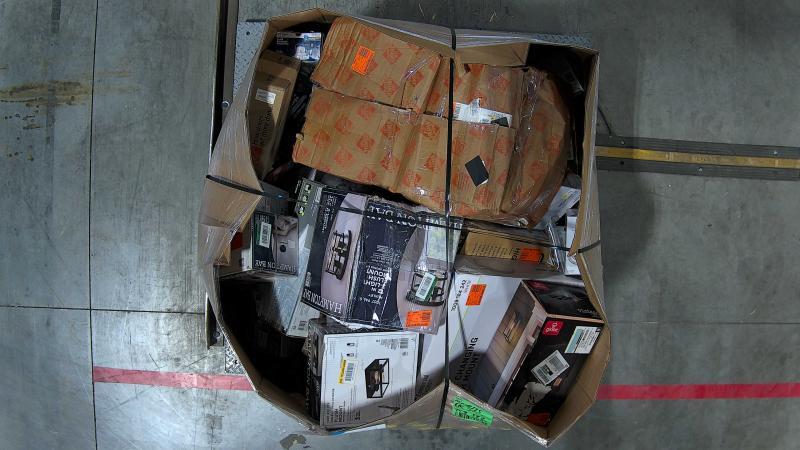 Lighting & Electrical - Commercial Electric, Wadsworth - Est Retail $3,838- 1plt