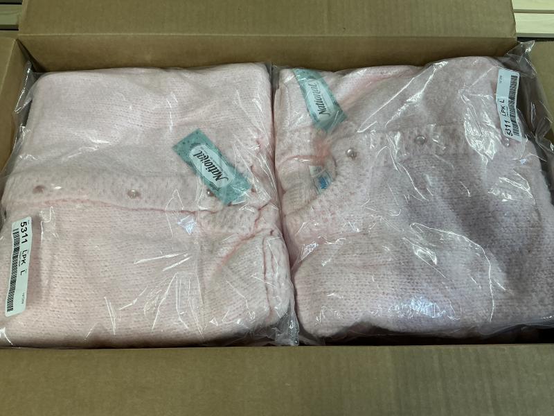 11 Womenâs National Since 1952 Sweater Cardigan Large Pink