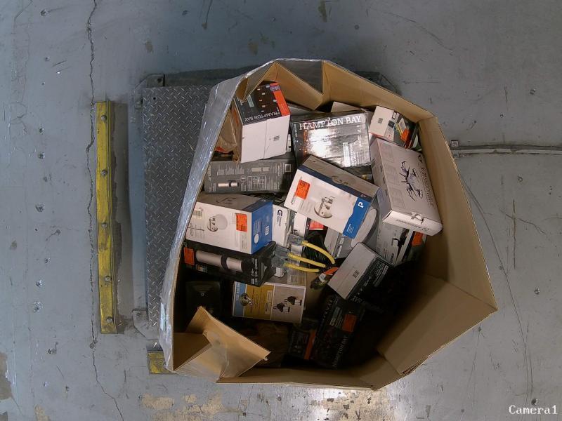 Lighting & Electrical - ABB, Hampton Bay, Artika, Progress Lighting, SKY RIDER, Commercial Electric - Est Retail $1,527