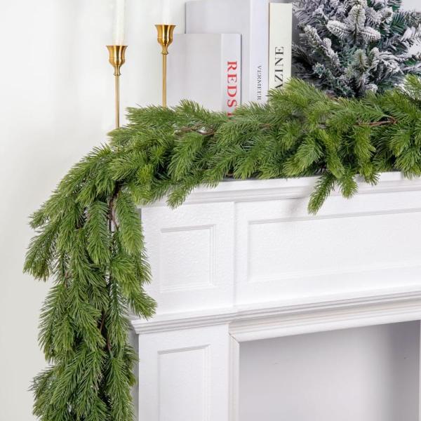 Home- Wakeys Christmas Norfolk Pine Garland, GIRAFVINYL Rainbow Silver Holographic Heat - MSRP $24,645