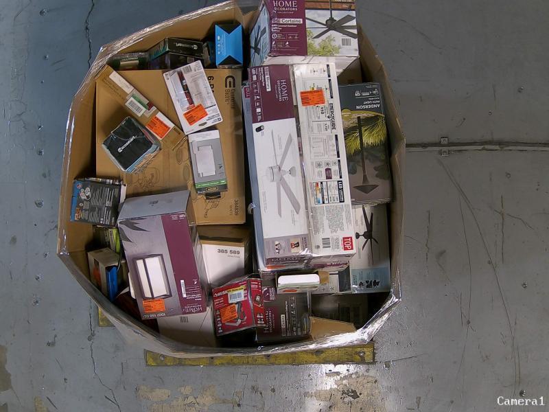 Lighting & Electrical - Commercial Electric, Siemens, Wyze - Est Retail $3,664- 1plt