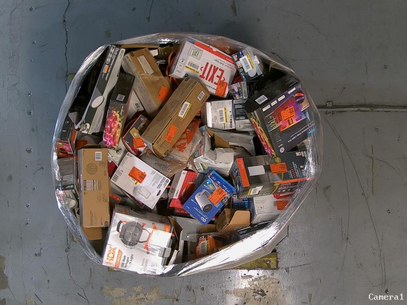 Lighting & Electrical - Blink, HDC, Wyze, RIDGID, Hampton Bay, Kidde, Philips Hue, HALO, Tzumi - Est Retail $7,360