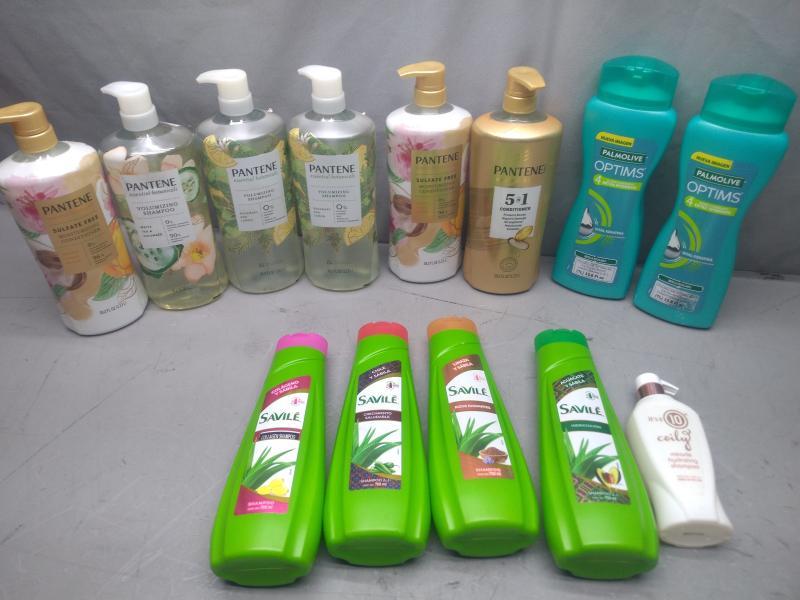 Health & Beauty - Bundle of 14: Shadow Pallets, Bundle of 10: Cala Nail Clipper w/File & Chain, Old Spice - MSRP $2,742