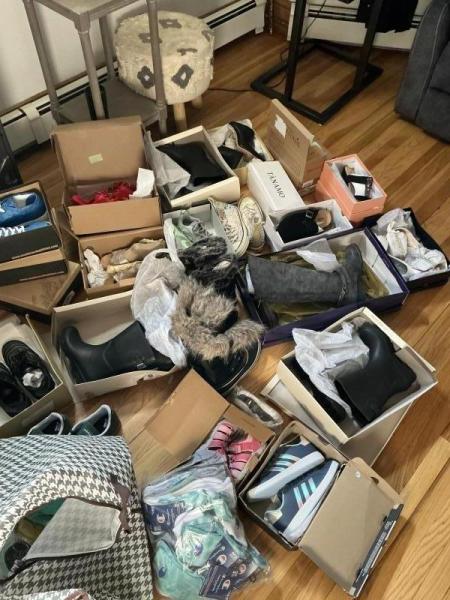 Lot Of Apparel, Accessories & More: Purses, Sneakers, Jewlery, etc