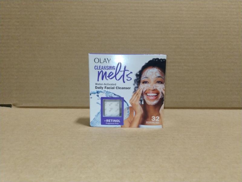 Health and Beauty - Olay Daily Facial Cleanser + Retinol Dissolving Pads Fragrance-Free - MSRP $32,376