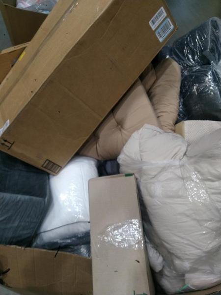 Patio Chairs Pillow Orange, Down Feathers Comforter Set, Thickened Patio Chair Cushions, 15.7" Dog Stairs - MSRP $1,019
