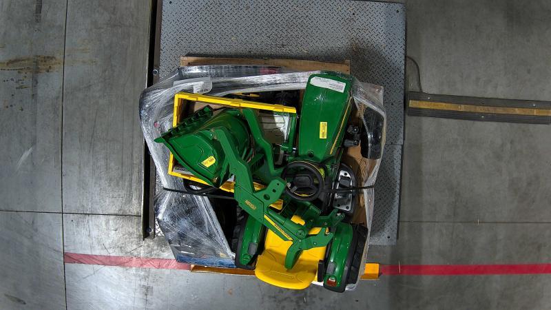 Power Wheels Kid Trax 12V Golf Cart - MSRP $973