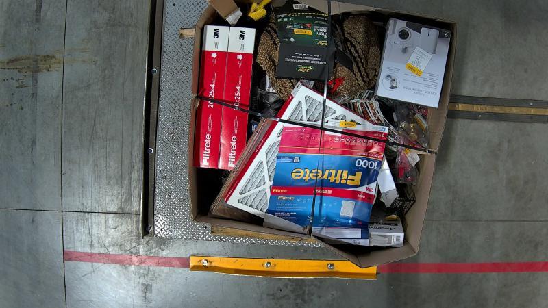 Cadet 4000W Portable Unit Heater w/Thermostat, Origin 21 Irvington 1-Light Pendant, DeLonghi Dragon Heater -MSRP $3,077