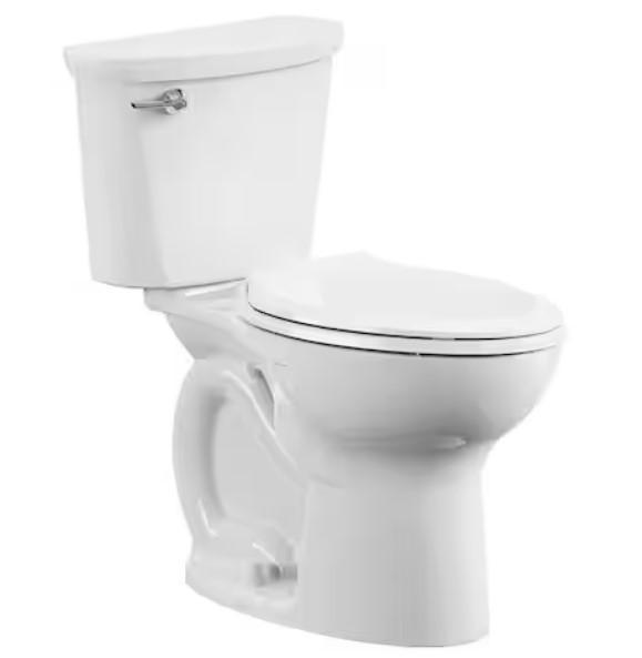 Kitchen & Bath - American Standard Cadet Elongated 2 Piece White Toilets - Est Retail $1,071- 1plt