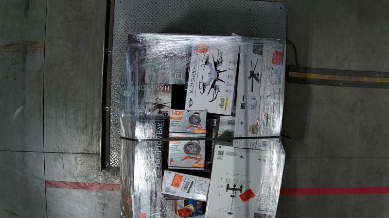 Lighting & Electrical - Hunter, DSI LIGHTING, HDC, Feit Electric, Progress Lighting, Hampton Bay - Est Retail $3,566