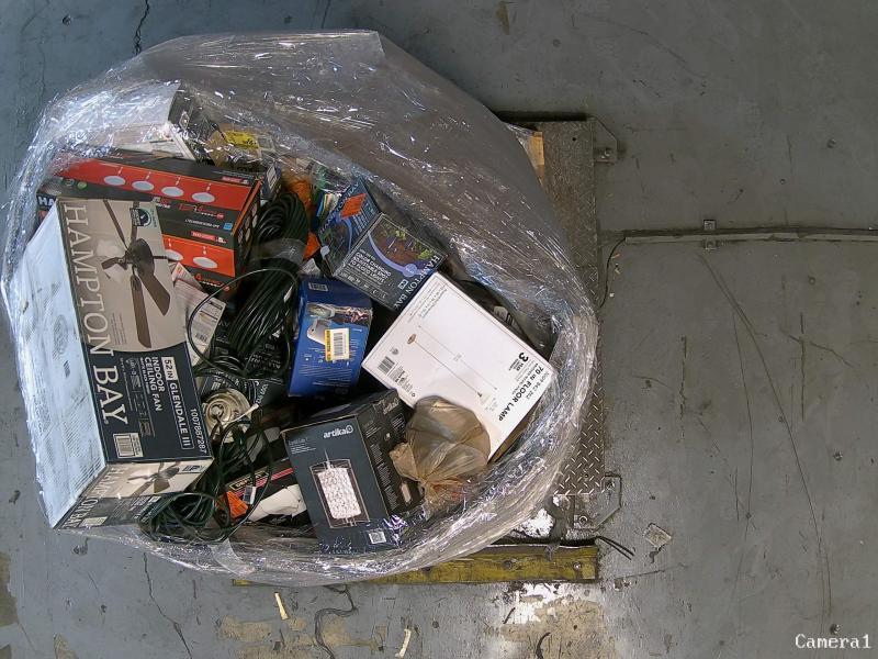 Lighting & Electrical - STARLINK, Wyze, HALO, Intermatic, HDC, Hampton Bay, Commercial Electric - Est Retail $9,115