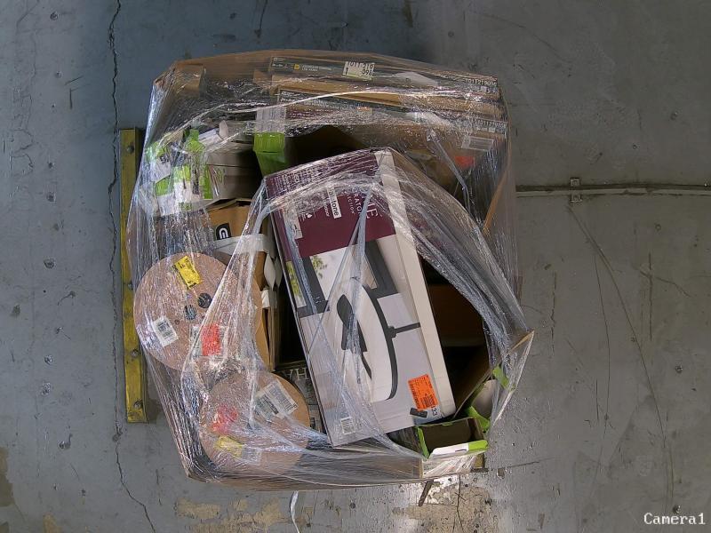 Lighting & Electrical - Commercial Electric, Cerrowire, HDC, Hampton Bay, Husky, Metalux, Southwire - Est Retail $3,970